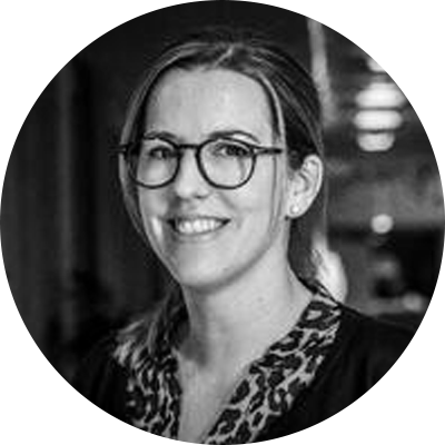 Signature Launch Jenny 1